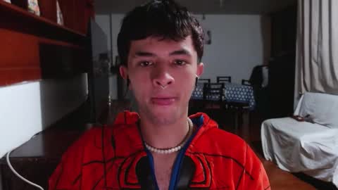 Justine online show from October 2025 04:13:02 AM