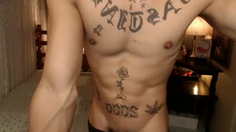 justine_hunk online show from April 2026 04:00:02 PM