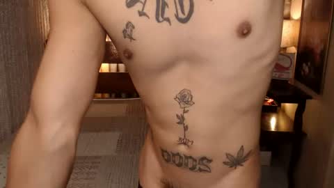 Snapshot of justine_hunk chatting on June 2026 06:38:01 AM justine_hunk online show from June 2026 06:38:01 AM