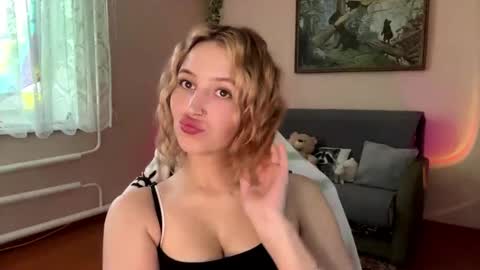 Jenny online show from May 2026 09:04:01 AM