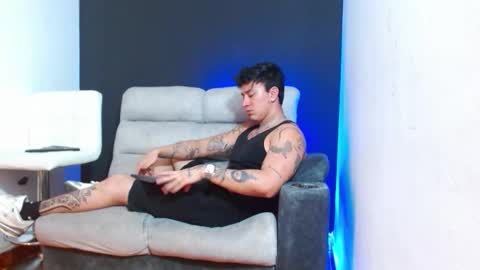 justinfuller_31 online show from March 2026 03:56:01 AM