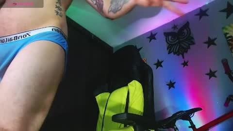 Justinsc online show from April 2026 12:00:02 AM