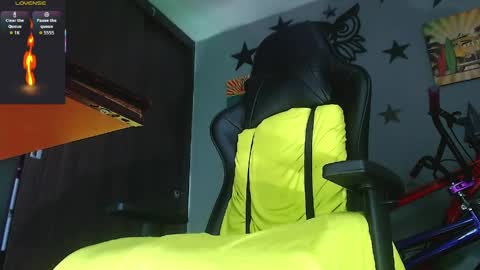 Justinsc online show from April 2026 09:19:01 PM