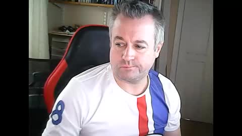 Snapshot of justmav chatting on November 2025 11:09:01 AM justmav online show from November 2025 11:09:01 AM