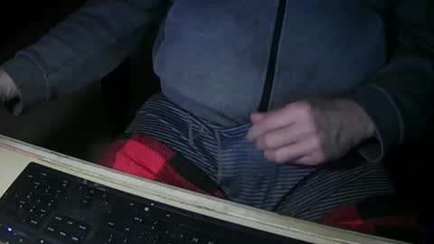 Justme39057 online show from February 2026 05:46:02 PM