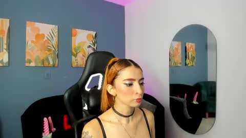 Snapshot of justmia_ chatting on July 2026 01:10:02 AM Mia online show from July 2026 01:10:02 AM