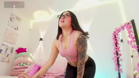 Snapshot of justonecute chatting on September 2025 12:47:01 AM Emy online show from September 2025 12:47:01 AM