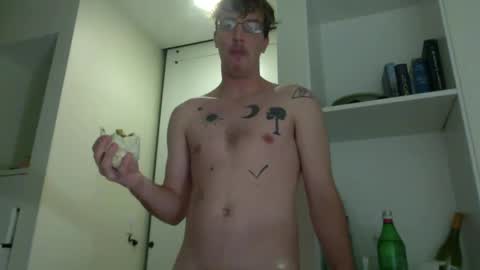 Snapshot of jwill10000 chatting on December 2024 10:08:01 AM J and Sugar snap pea online show from December 2024 10:08:01 AM