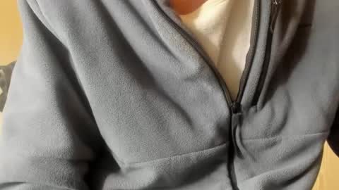 Snapshot of jyerro64 chatting on March 2026 10:08:02 AM Im Jy online show from March 2026 10:08:02 AM