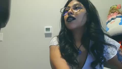 Snapshot of k1ttym3owm3ow chatting on March 2025 09:17:02 AM k1ttym3owm3ow online show from March 2025 09:17:02 AM