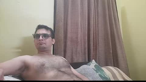 Snapshot of k9cat chatting on May 2026 05:52:02 PM k9cat online show from May 2026 05:52:02 PM