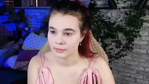 Snapshot of kacey_love chatting on May 2026 06:19:02 AM Kacey online show from May 2026 06:19:02 AM