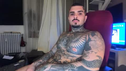 Snapshot of kadmontattoo chatting on June 2026 01:37:01 AM kadmontattoo online show from June 2026 01:37:01 AM