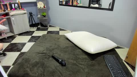 Antonella online show from December 2024 08:55:01 AM