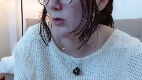 ChloeIndependient model online show from April 2026 02:27:02 AM