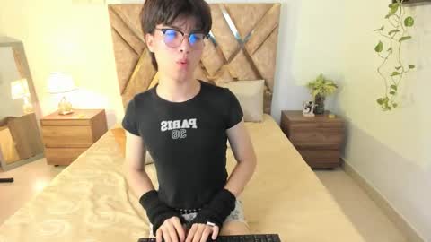 Kai online show from March 2026 11:33:01 PM