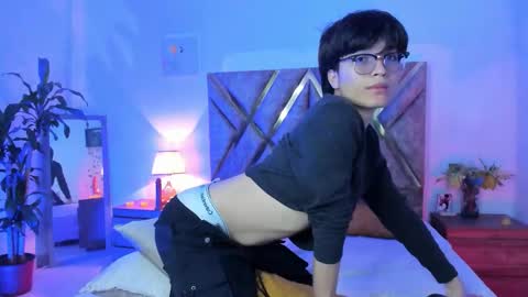 Kai online show from March 2026 08:37:01 PM