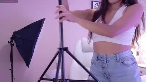 KaiLy online show from January 2026 07:17:01 PM