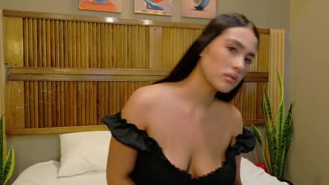 Snapshot of kaiawhite chatting on April 2026 08:32:01 PM kaiawhite online show from April 2026 08:32:01 PM