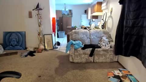 Kaiku77 online show from December 2025 06:35:02 PM