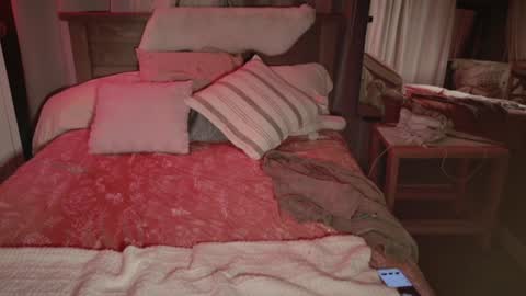 Kailee Smile online show from December 2025 04:54:01 AM