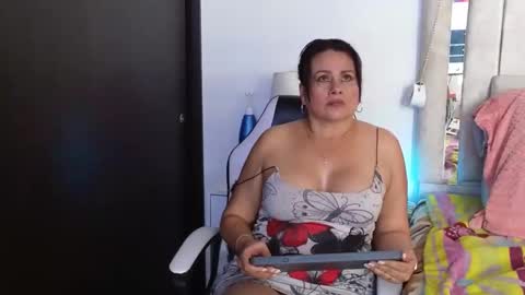 kaily jonness online show from January 2025 09:59:01 PM