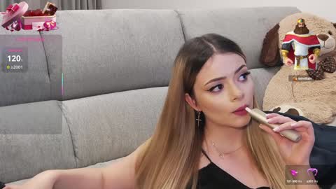 Snapshot of kailyn_moen01 chatting on February 2025 12:17:01 AM Kailyn online show from February 2025 12:17:01 AM