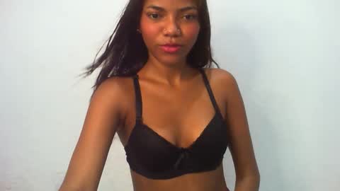 Snapshot of kailyn_ross chatting on May 2026 01:29:01 PM kailyn_ross online show from May 2026 01:29:01 PM