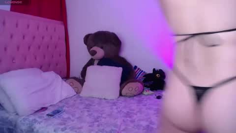 kaira111 online show from November 2025 12:02:01 AM