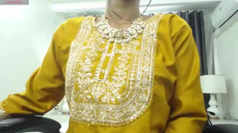 Kaira online show from April 2026 12:39:01 PM