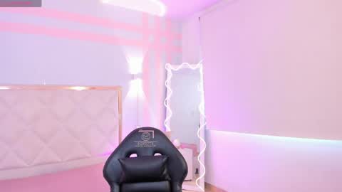 kaisage_tay online show from April 2026 01:41:02 PM
