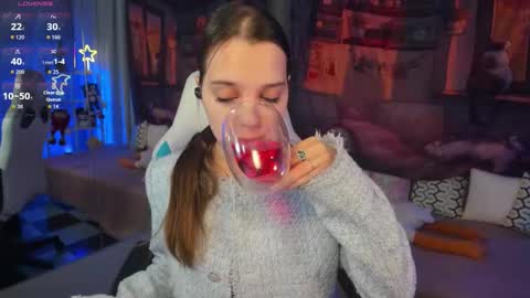 Kaisa online show from November 2025 05:17:01 PM