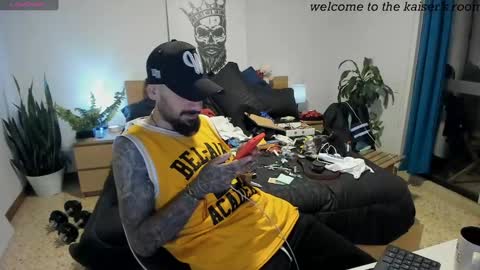 kaiser679 online show from December 2024 12:00:01 AM