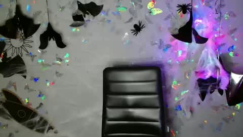 Snapshot of kaitlin_kk chatting on October 2025 06:23:01 AM Kaitlin online show from October 2025 06:23:01 AM