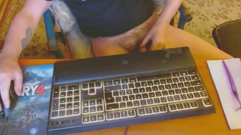 Leon online show from December 2024 04:21:02 PM