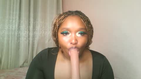 Snapshot of kakey_love chatting on May 2026 07:25:02 AM kakey love online show from May 2026 07:25:02 AM