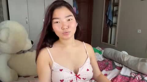 Snapshot of kalalinet chatting on July 2026 12:48:02 PM Sakura online show from July 2026 12:48:02 PM