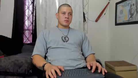 Kaledd musclees room Master online show from December 2024 02:46:02 PM
