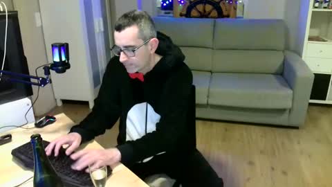 MusicMen49 online show from January 2025 11:33:02 PM