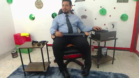 Kaleth online show from April 2026 07:41:01 PM