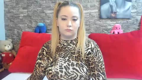 kalindahot online show from November 2025 06:41:02 PM