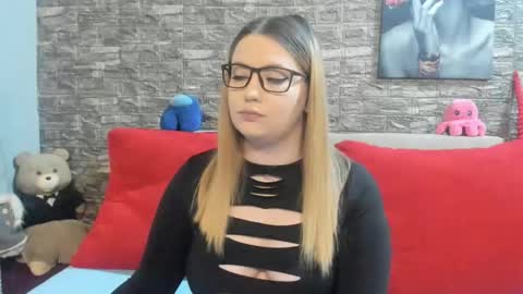 kalindahot online show from February 2026 07:14:02 PM