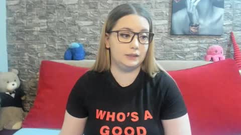 kalindahot online show from April 2026 06:05:02 PM