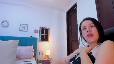 Snapshot of kam_lopez chatting on July 2026 09:39:02 PM Kamilalopez online show from July 2026 09:39:02 PM