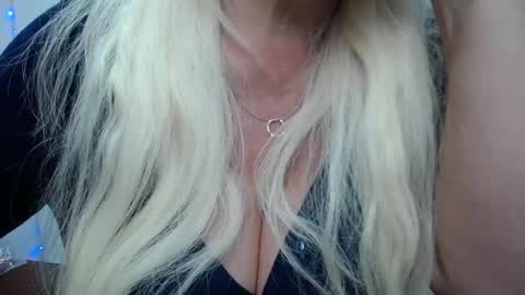 KamaliaSim online show from January 2025 01:26:02 AM