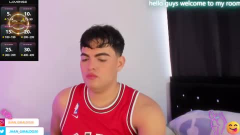 Snapshot of kami_22 chatting on June 2026 08:18:01 PM camilo independent model online show from June 2026 08:18:01 PM