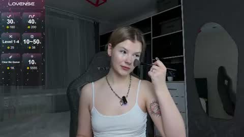 Snapshot of kamiirize chatting on June 2026 05:34:02 PM Aino online show from June 2026 05:34:02 PM