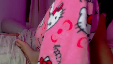 Snapshot of kamila_french chatting on December 2024 01:52:02 AM Kamila online show from December 2024 01:52:02 AM