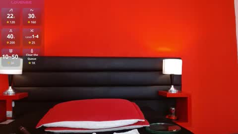 Kami online show from November 2025 07:58:01 PM