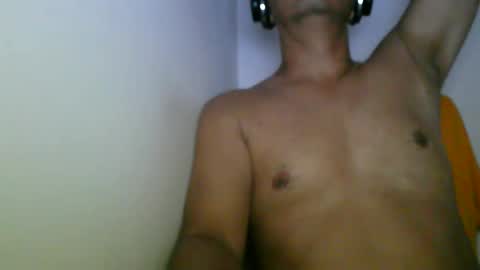 Snapshot of kamilo69_ chatting on January 2026 03:20:02 AM Kamilo online show from January 2026 03:20:02 AM